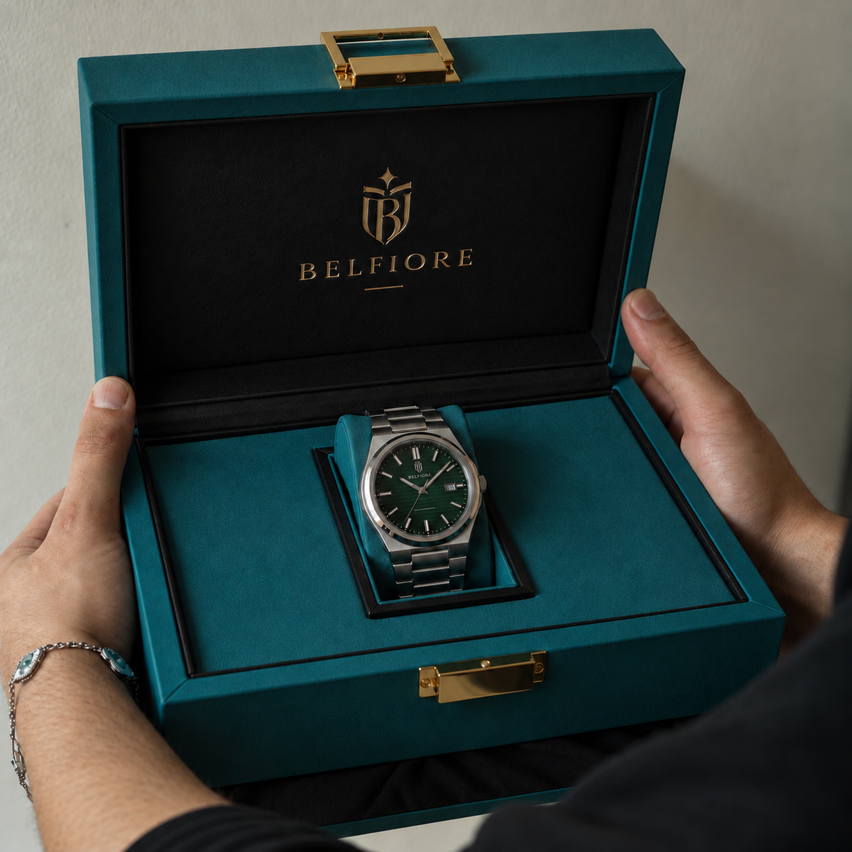 Marco Belfiore Amalfi men's stainless steel quartz watch, product view 3